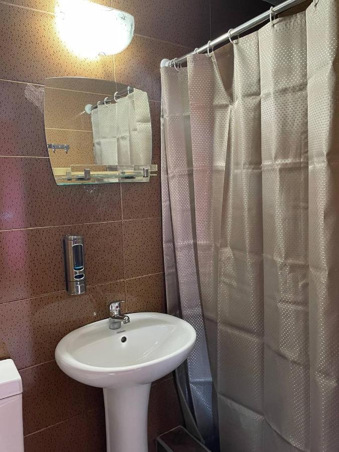 Guest House Zemeli Tbilisi Ngoại thất bức ảnh