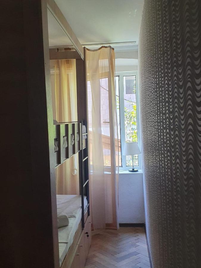 Guest House Zemeli Tbilisi Ngoại thất bức ảnh