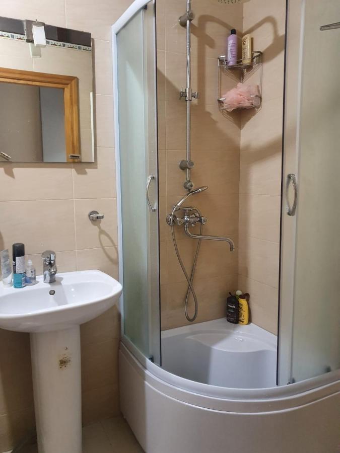 Guest House Zemeli Tbilisi Ngoại thất bức ảnh