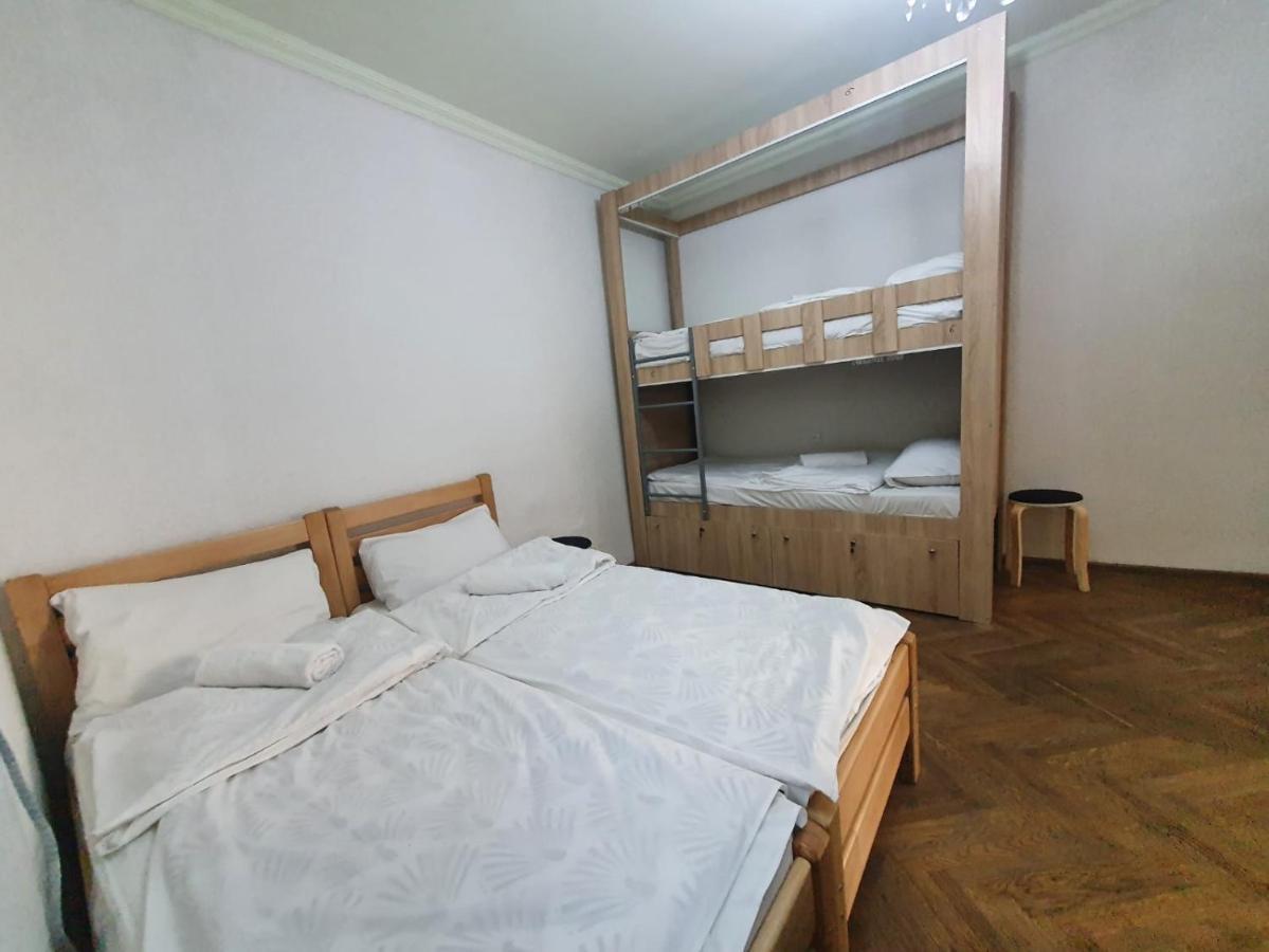 Guest House Zemeli Tbilisi Ngoại thất bức ảnh