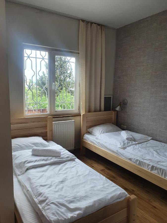 Guest House Zemeli Tbilisi Ngoại thất bức ảnh