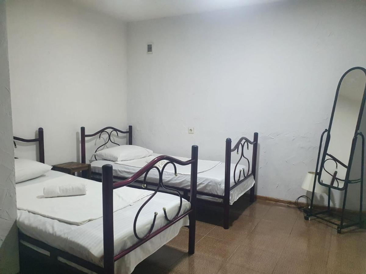 Guest House Zemeli Tbilisi Ngoại thất bức ảnh