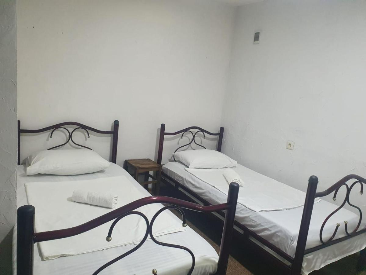Guest House Zemeli Tbilisi Ngoại thất bức ảnh