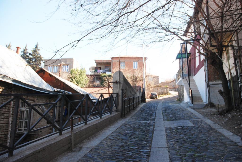 Guest House Zemeli Tbilisi Ngoại thất bức ảnh